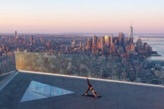 ¡Toma clases de yoga en las alturas de Nueva York!
