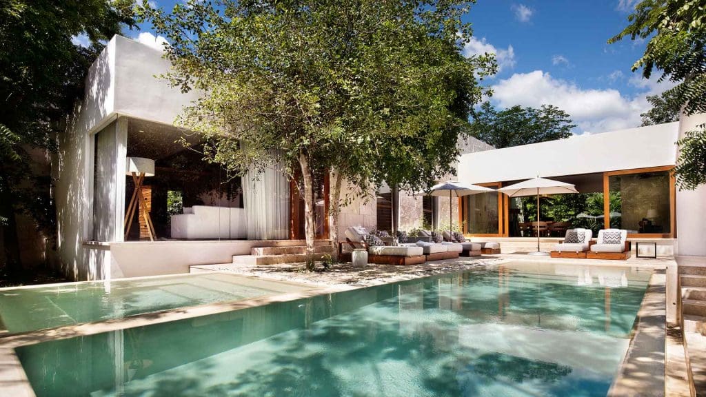 Chable-Hotels-pool-1024x576