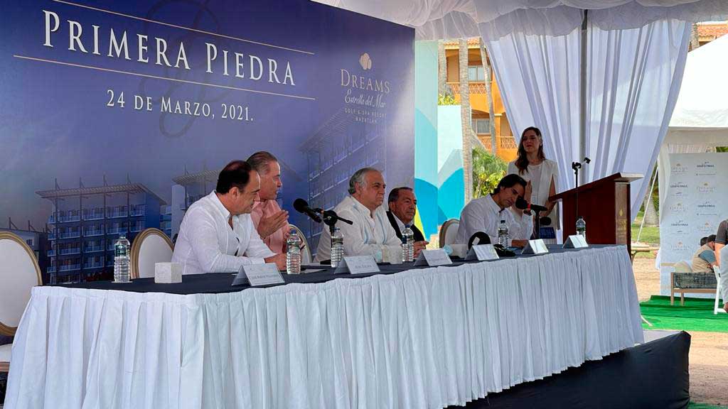 Dreams-Estrella-del-Mar-Primera-piedra