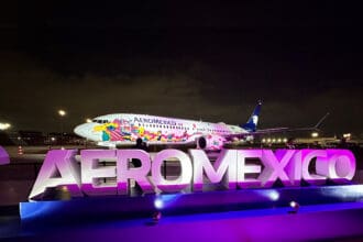 Nueva imagen de Aeroméxico: aviones, logo y uniformes renovados