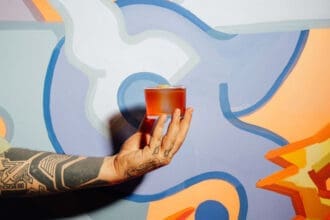 ¿Dónde tomar cocteles de barril? Conoce el bar Outline en CDMX