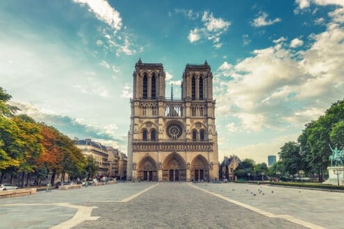 La reapertura de Notre Dame, un renacimiento histórico