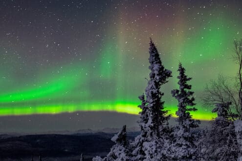 Dónde ver auroras boreales: hay un destino a pocas horas de México ideal para ello