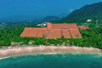 El encanto de hospedarse con niños en Las Brisas Ixtapa
