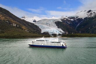 ¿Quieres viajar al fin del mundo? Así es explorar la Patagonia austral en un crucero de expedición