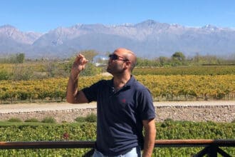 ¿Un vino con notas de tamarindo y chamoy? Prueba el de Bodegas Tierra de Origen