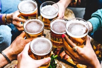¿Amas la cerveza artesanal? Hoteles, tours y festivales dedicados a esta bebida