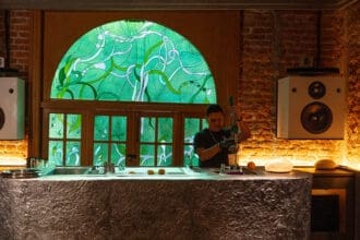Petra: el nuevo bar en la Roma donde los sentidos son los protagonistas