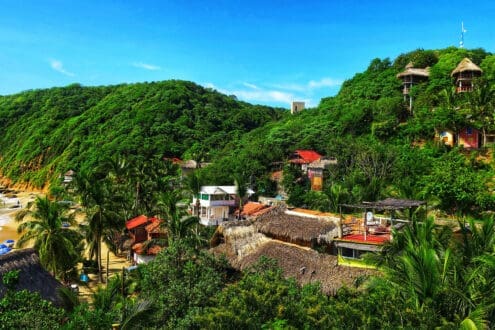 Pueblos Mágicos con playa: comida, cultura y naturaleza en México