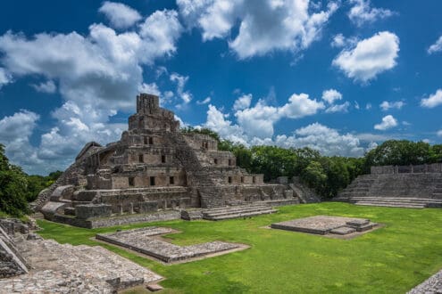 Más allá de Calakmul: zonas arqueológicas de Campeche que debes conocer