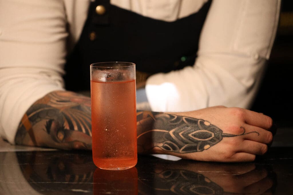 cócteles imperdibles de Handshake Speakeasy