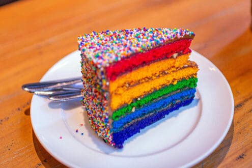 ¿Dónde comer si vas a la Marcha del Orgullo LGBTQ+ en CDMX?