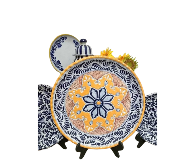 Juego de platos de Talavera estilo Puebla