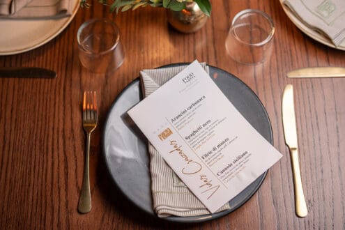 Cleopatra, Julio César y Marco Antonio: su vínculo quedó revelado en esta Cena Histórica