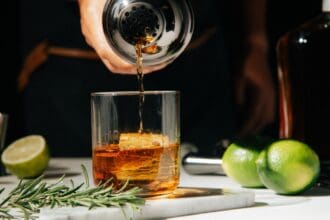 Estilo patrio en casa: los mejores kits de coctelería