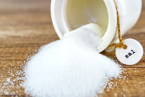 Cuidado con lo que haces en la mesa: supersticiones alrededor de la comida