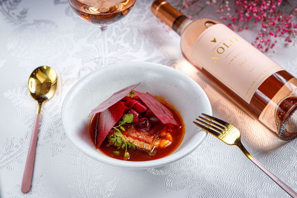 Dinner in Pink 2025