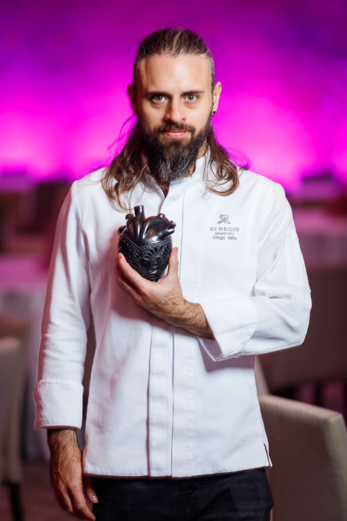 Chef Diego Niño en Dinner in Pink 2025