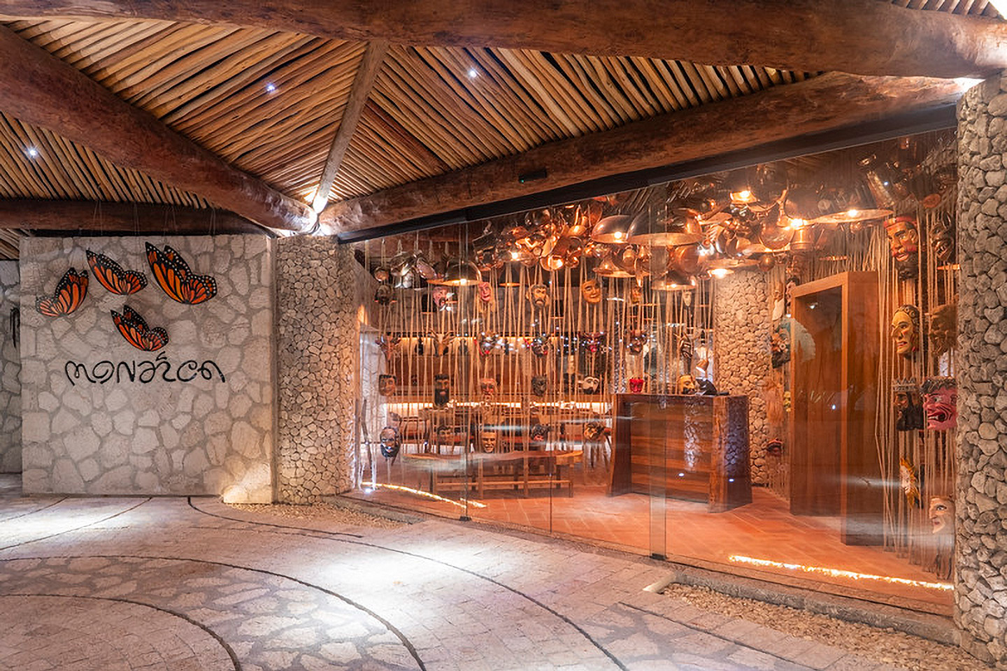 Restaurante Monarca de la chef Mariana Valencia