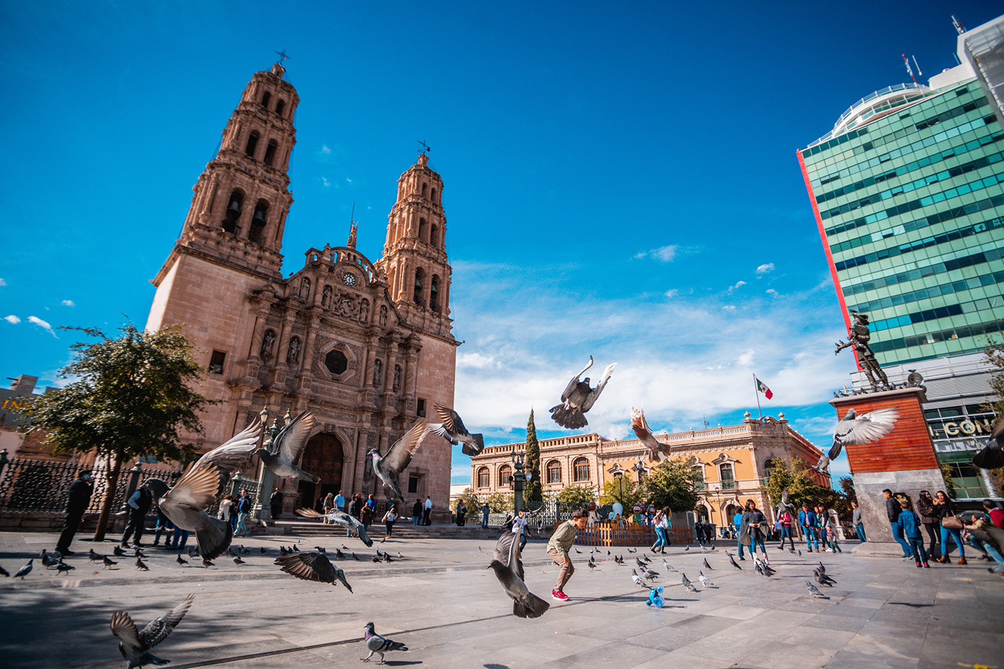 En Chihuahua puedes visitar el Museo Calabozo de Hidalgo, donde el cura estuvo cautivo antes de su muerte.