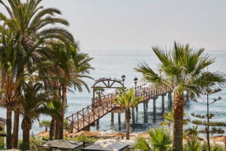 Marbella Club Hotel: la belleza de hospedarse en la Costa del Sol bajo dos llaves Michelin