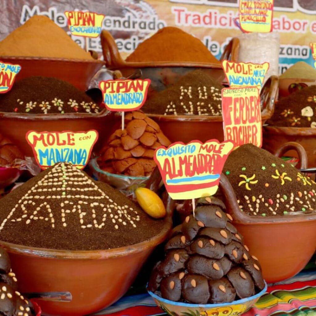 Feria Nacional del Mole en San Pedro Atocpan.