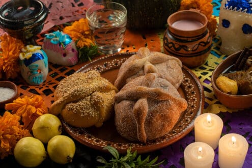 La historia del pan de muerto: tradición que cruza generaciones
