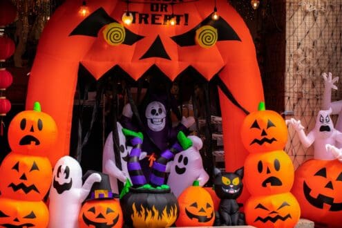 Transforma tu casa con decoración de Halloween para exteriores