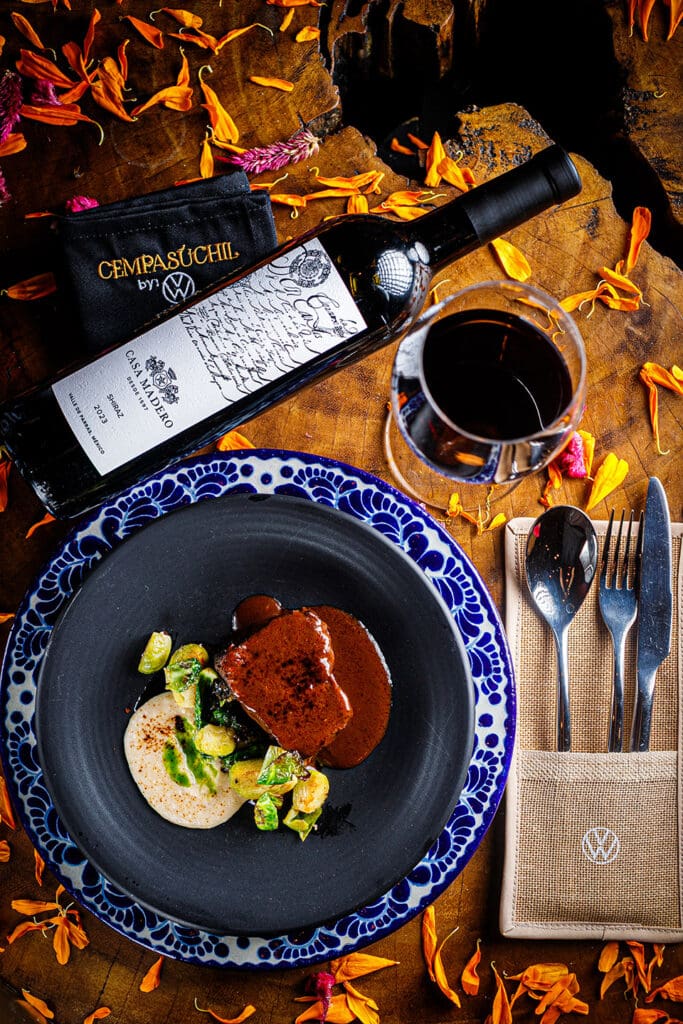 Cempasúchil, cena del Día de Muertos en Puebla
