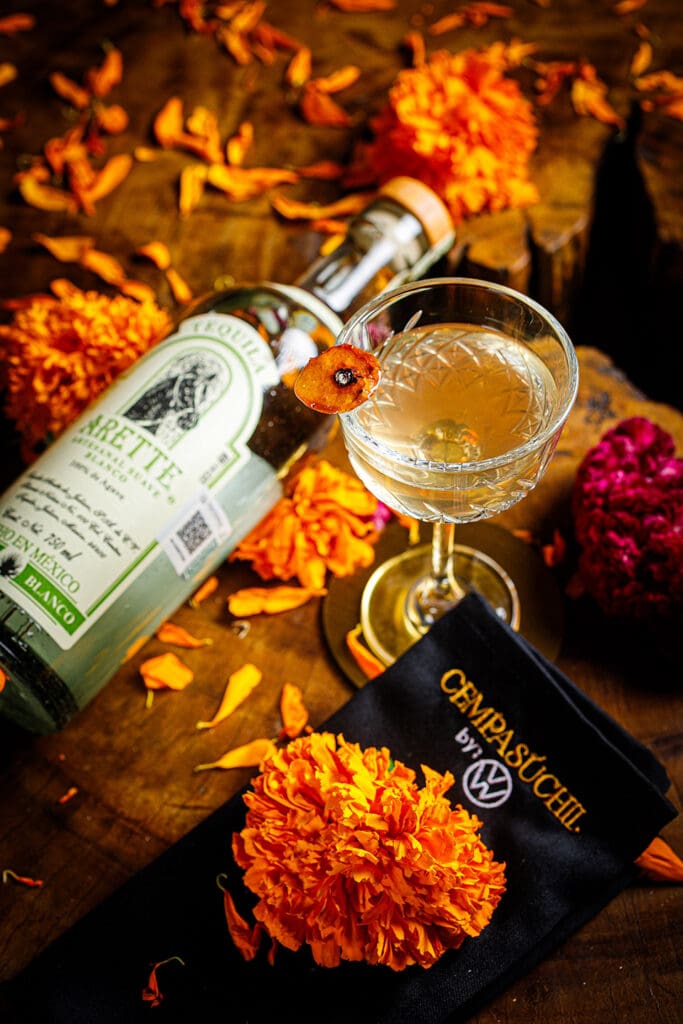 Cempasúchil, cena del Día de Muertos en Puebla