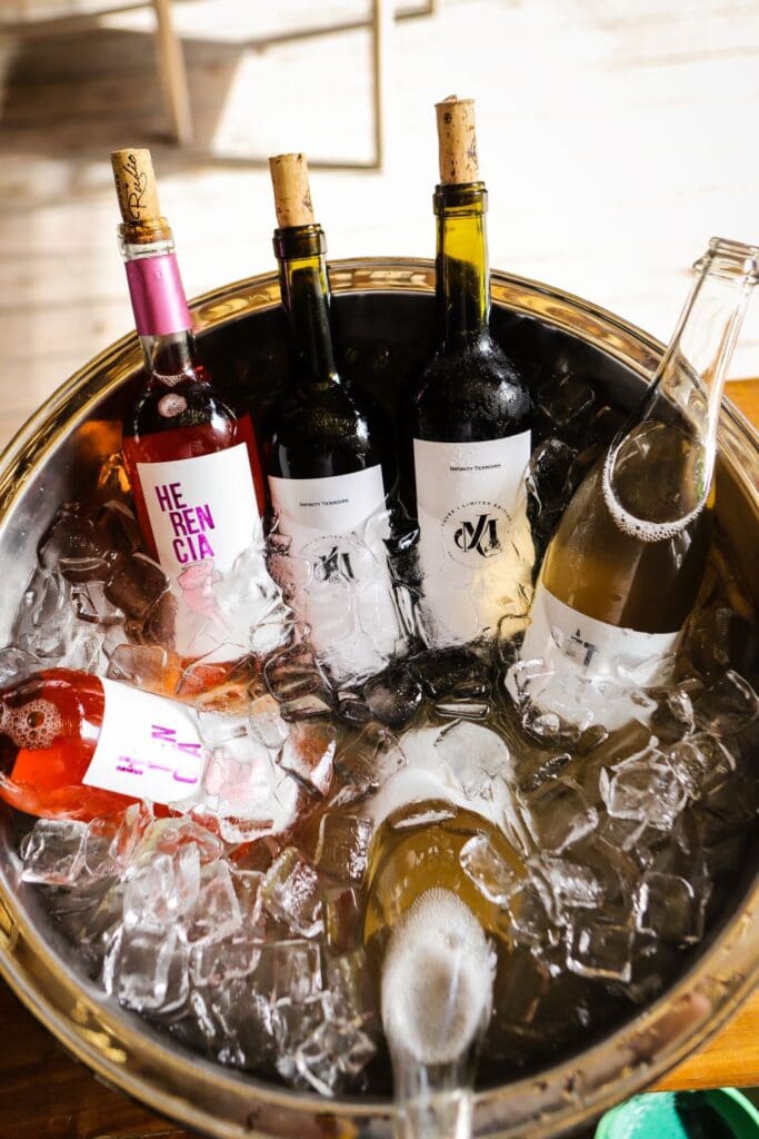 Vinos durante las experiencias del Festival Gastronómico 5 de 50