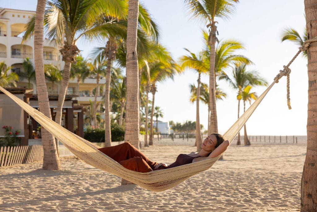 Hyatt_Ziva_LosCabos_beach Cada zona tiene una vibra distinta.