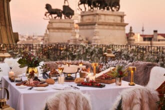 Vive una temporada navideña llena de magia y lujo en Four Seasons Madrid