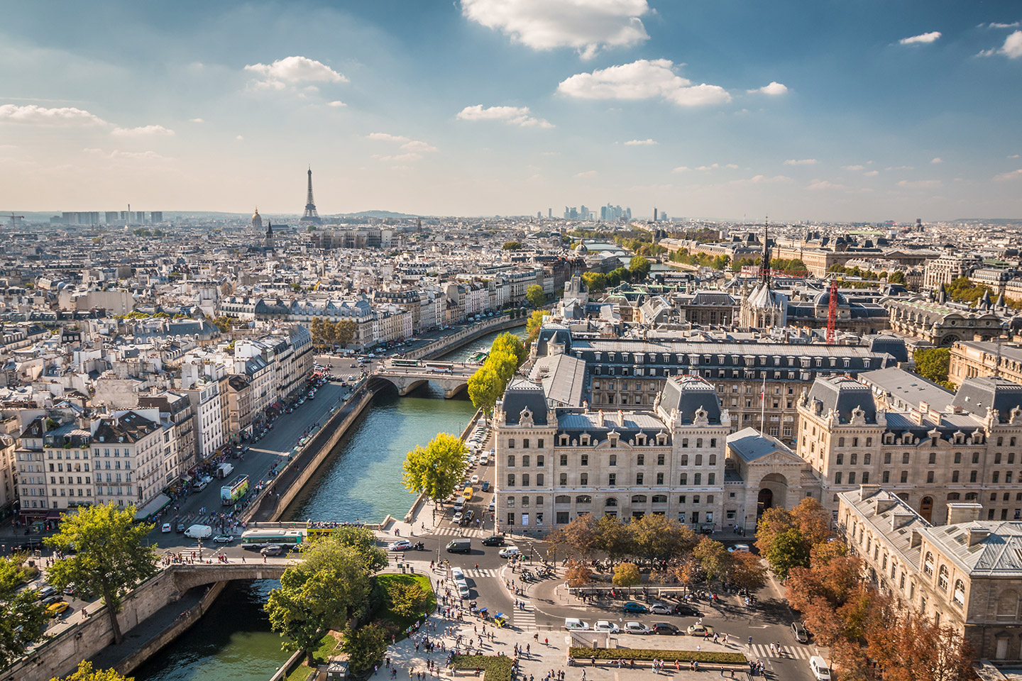 Ofertas en vuelos a Europa: París