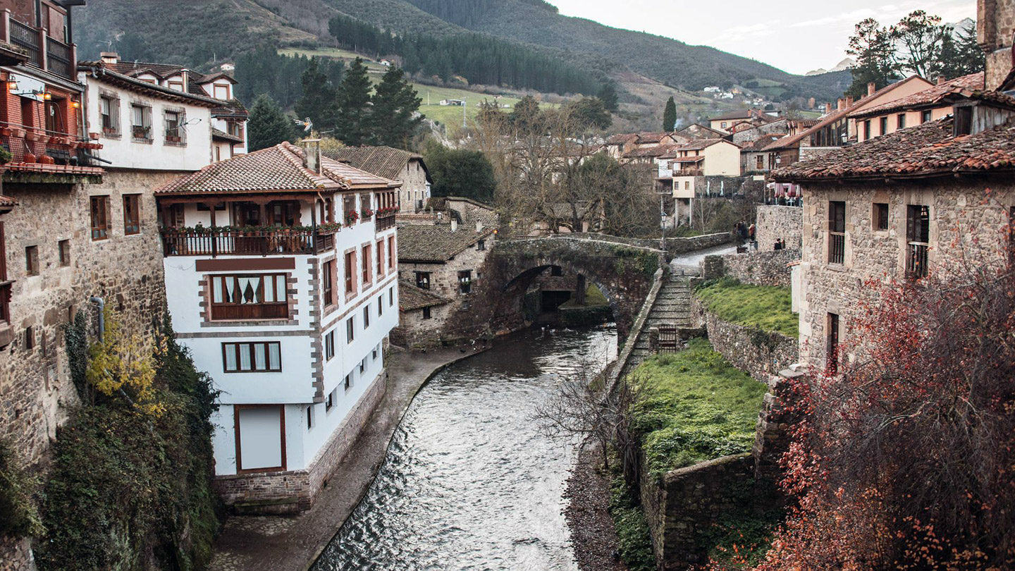 Potes, uno de los Pueblos Más bonitos del norte de España