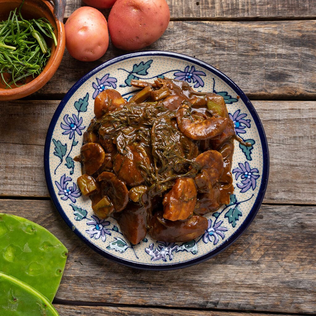 Romeritos. Así es la comida navideña en México.