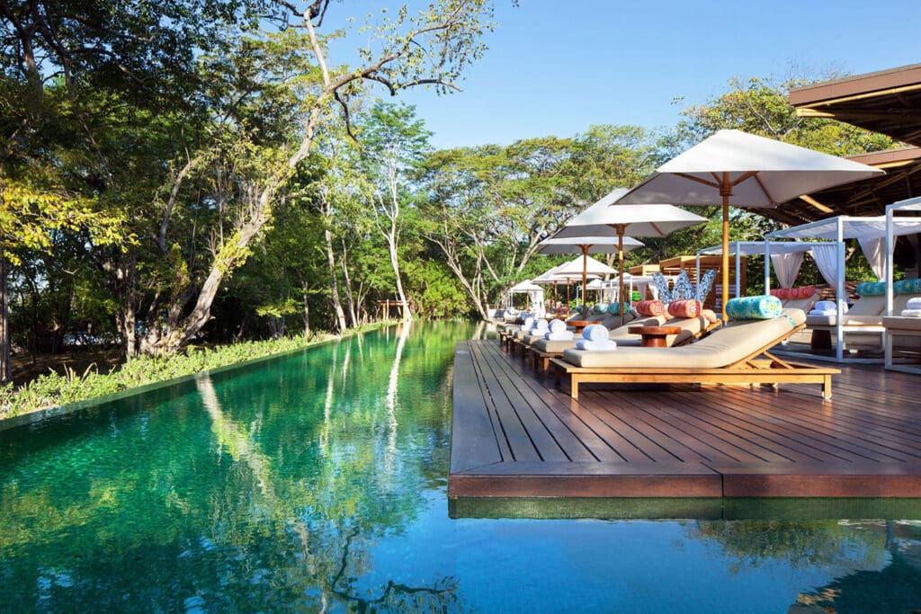 Experiencias que combinan descanso, gastronomía y conexión con el entorno.