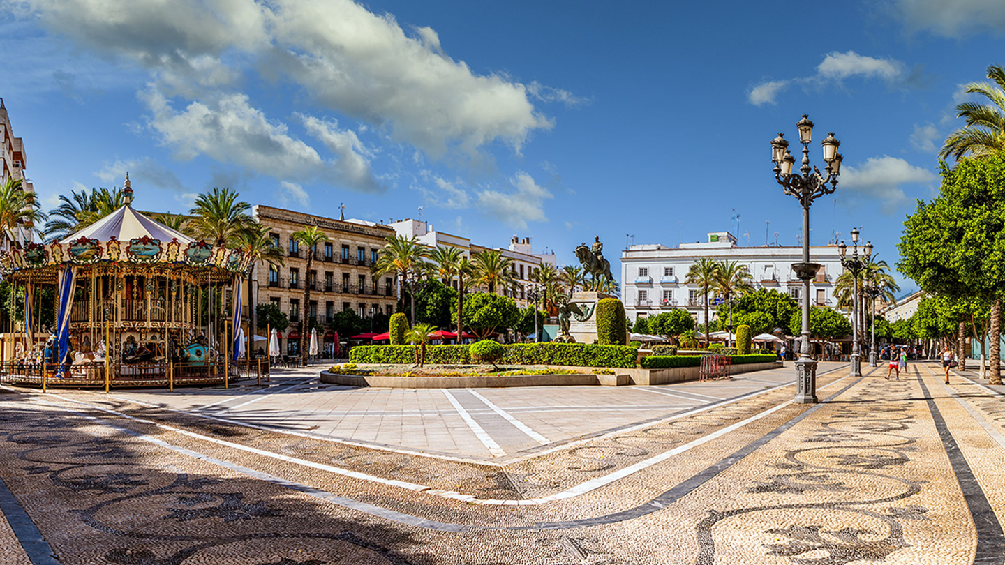 La Capital Española de la Gastronomía es un galardón anual que reconoce a la ciudad que más ha destacado en la promoción de su gastronomía como atractivo turístico en España.