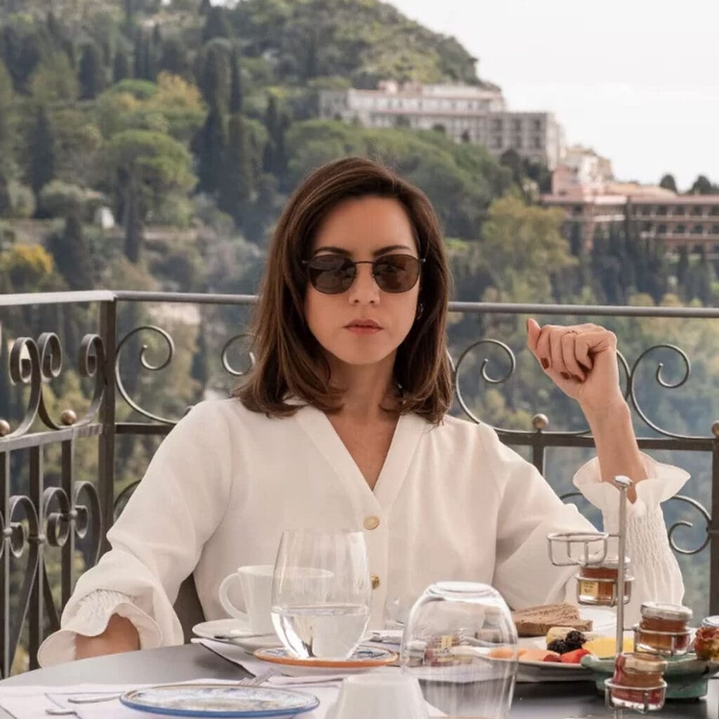 Set Jetting, White Lotus, Taormina