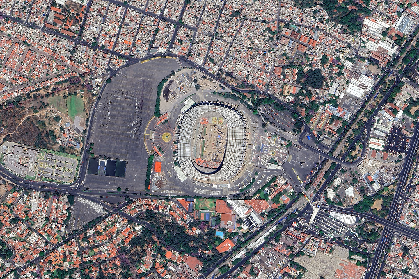Descubre los estadios de México para el Mundial 2026 y prepárate para vivir la pasión del fútbol.