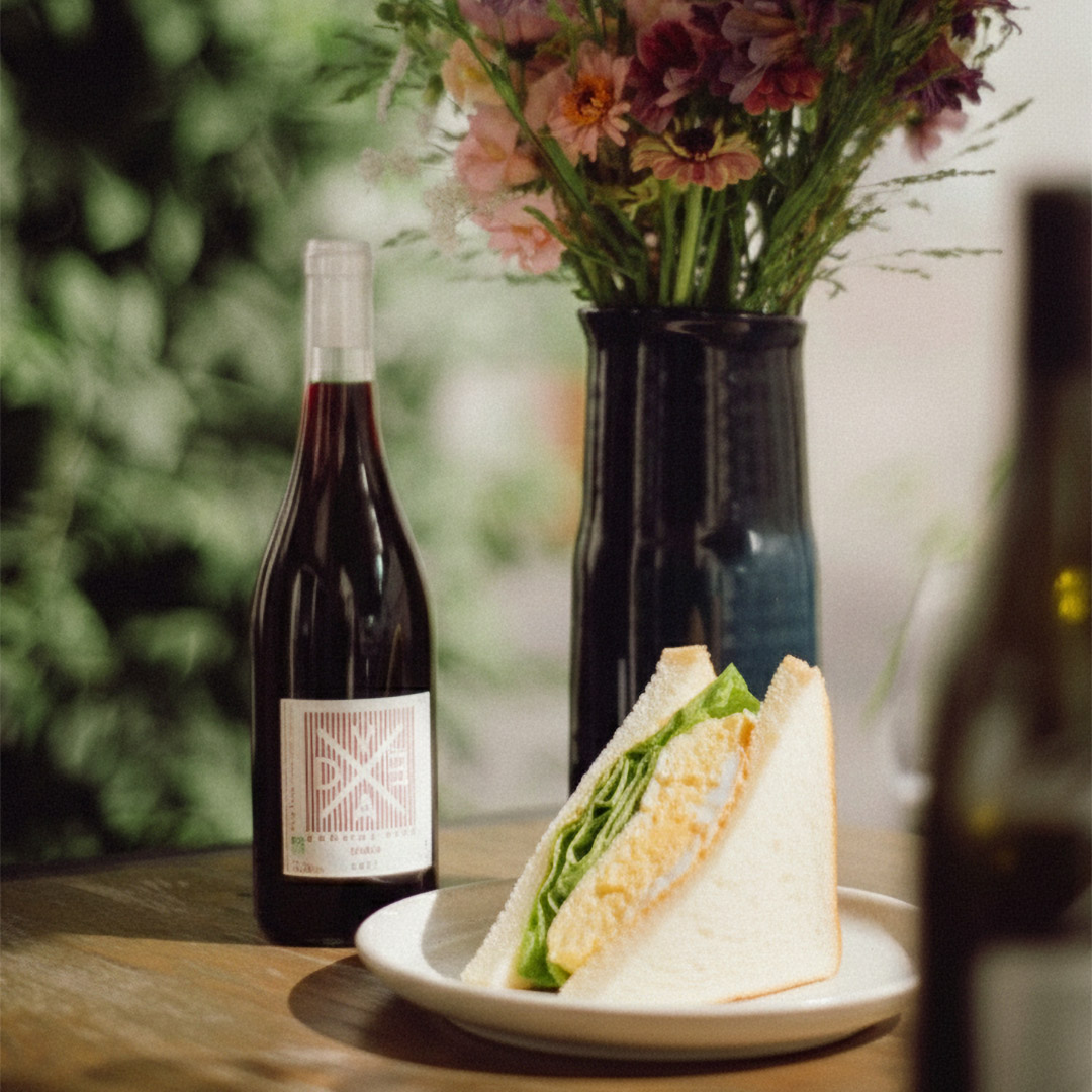 Galentines_flores_vino planes Galentine’s Day CDMX