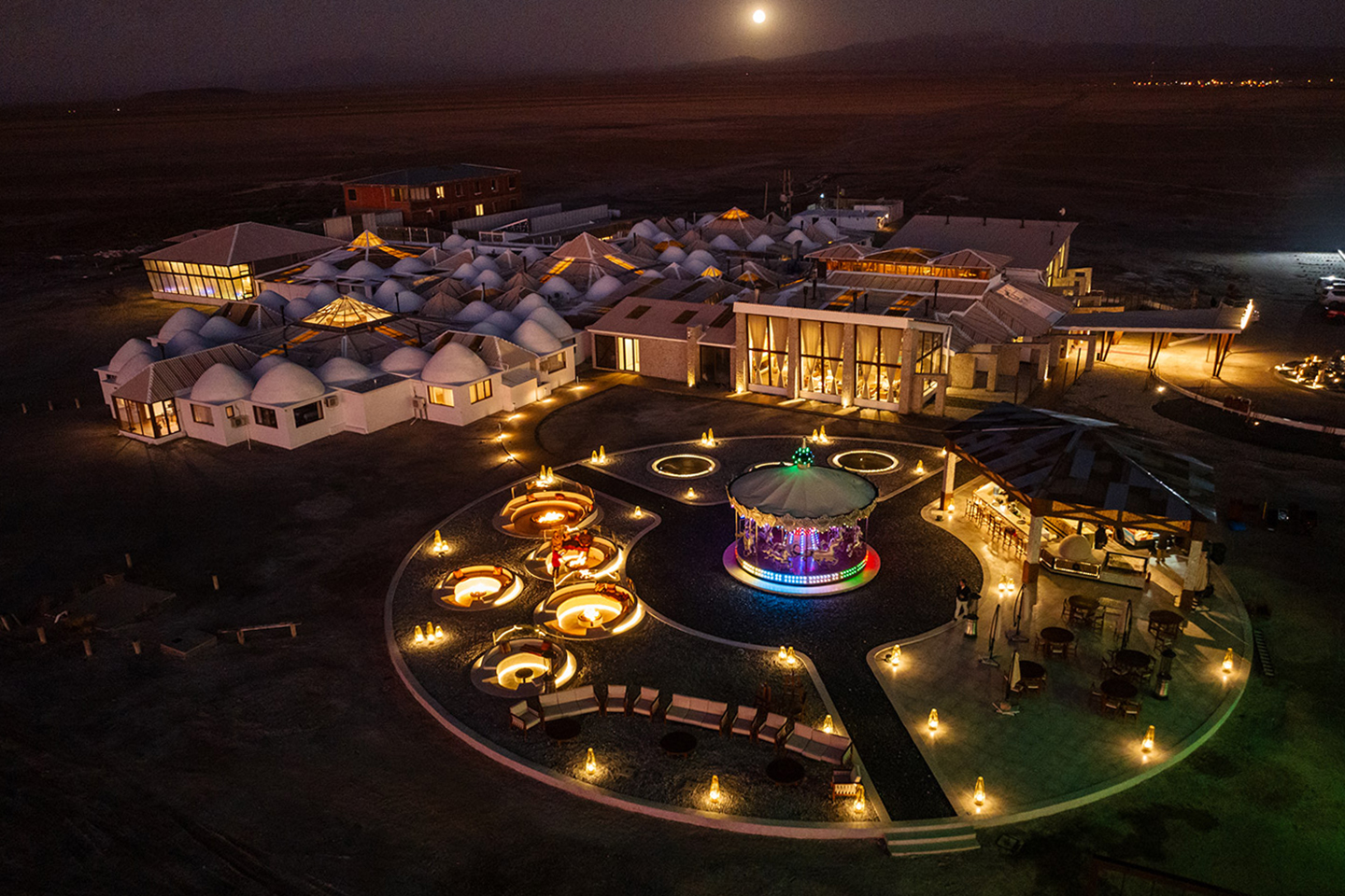 Un hotel construido completamente con bloques de sal.