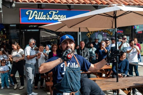 Él es Víctor, de Villa’s Tacos, el taquero que brilló en el Super Bowl