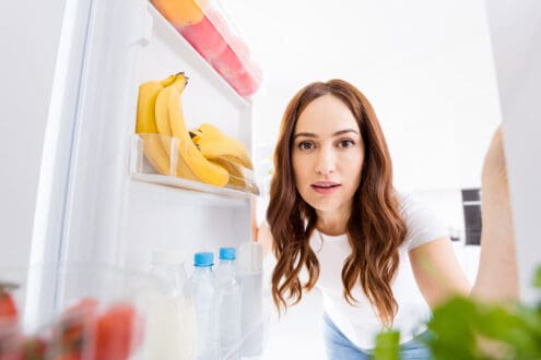 Cenas ultra-tempranas: ¿por qué cada vez más gente las adopta?