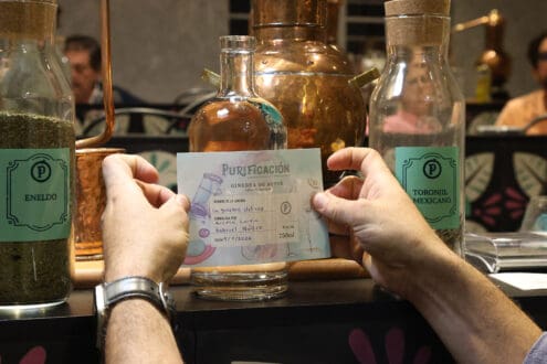 ¿Y si tu próxima ginebra la hicieras tú? Así es la experiencia en Purificación