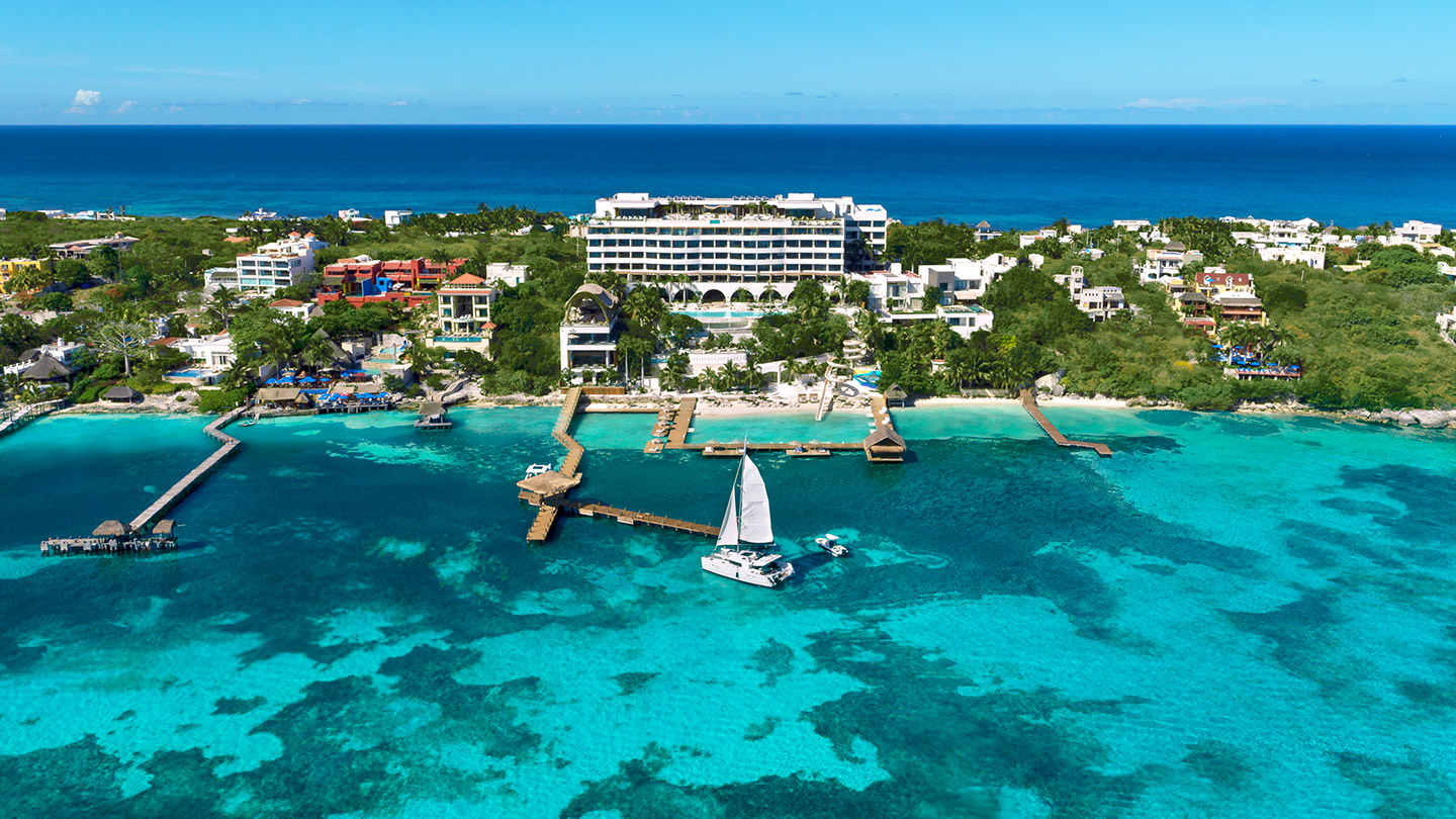 Impression Isla Mujeres by Secrets.