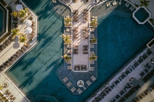 Guía completa de Marriott Puerto Vallarta: gastronomía y lujo renovado