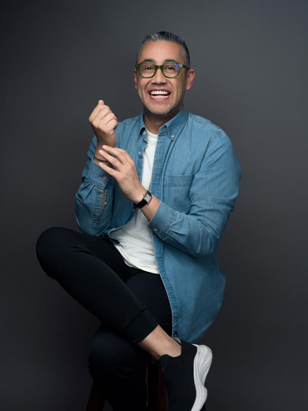Rubén Mora, Turismo W
