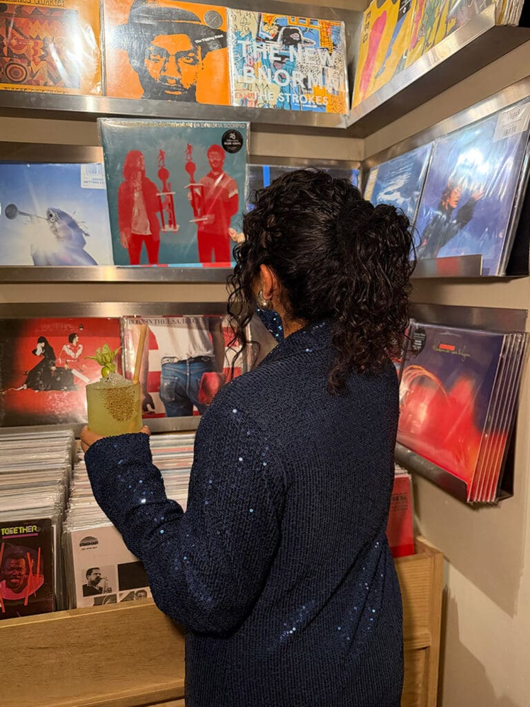 Un listening bar imperdible en la ciudad.