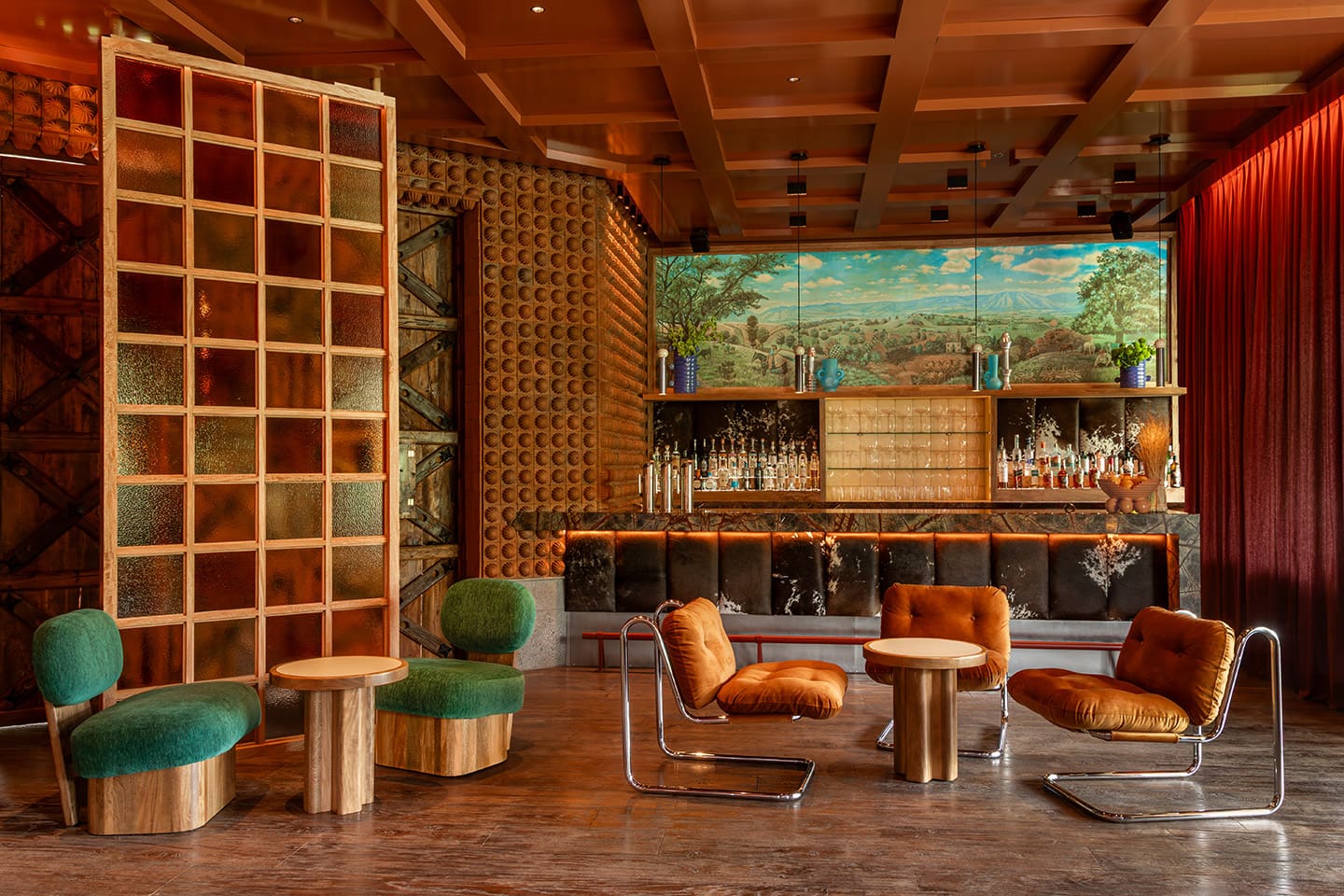 México destaca con múltiples bares reconocidos.